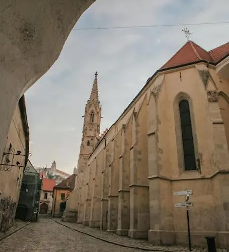 شقة Cozy In The Heart Of The Old Town