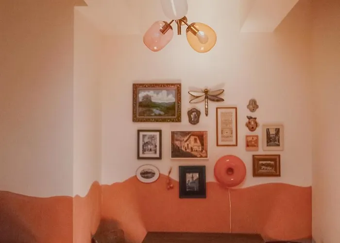 Cozy In The Heart Of The Old Town *