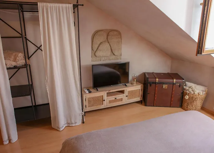 Cozy In The Heart Of The Old Town *